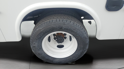 2026 Ford E-450SD Base