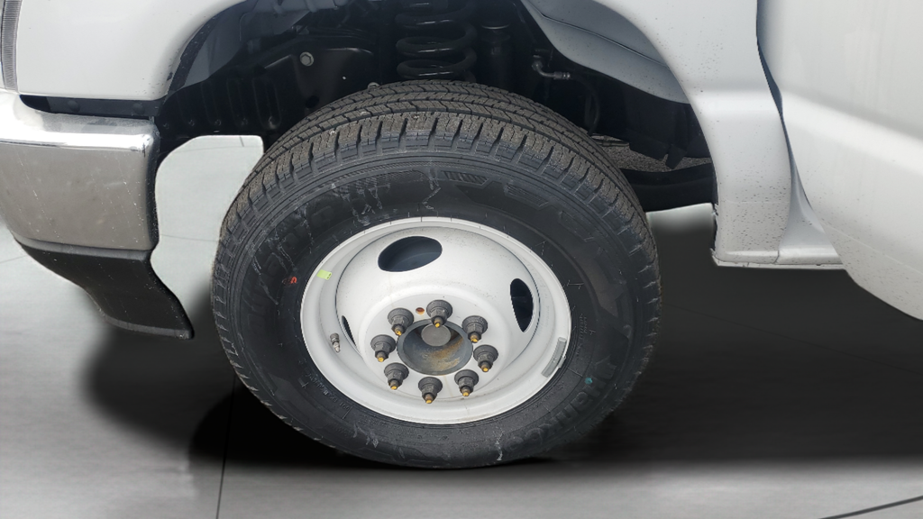 2026 Ford E-450SD Base