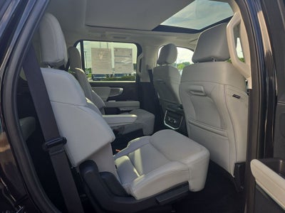 2025 Ford Expedition Platinum