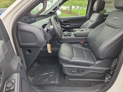 2027 Ford Expedition Platinum