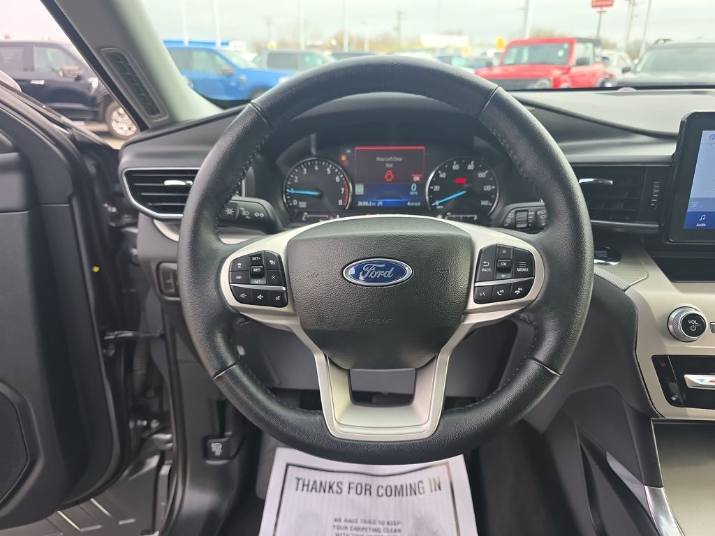 2023 Ford Explorer XLT