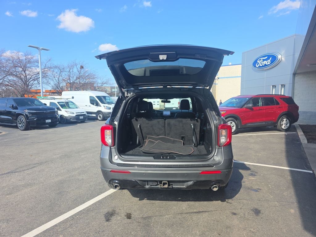 2023 Ford Explorer ST-Line