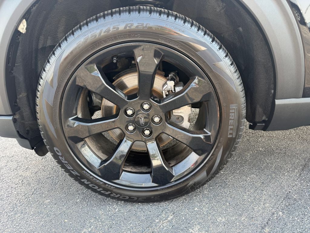 2024 Ford Explorer ST-Line