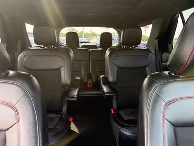 2024 Ford Explorer ST-Line