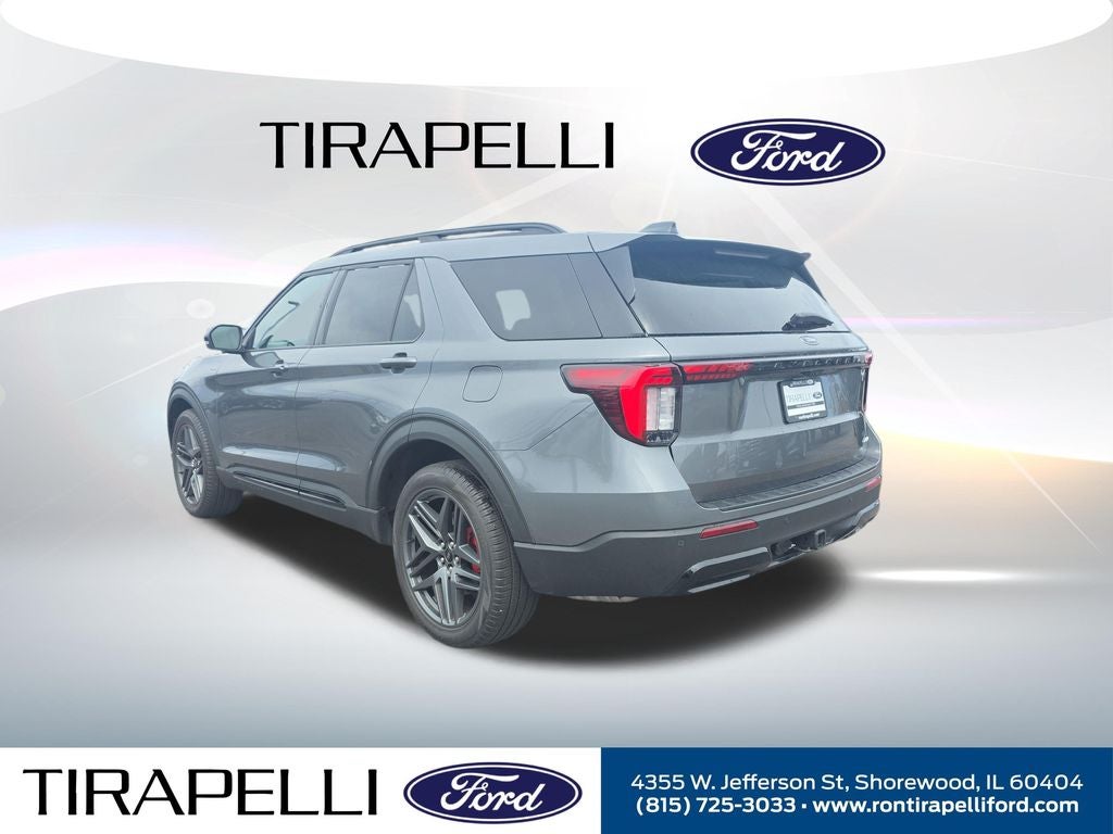 2025 Ford Explorer ST-Line