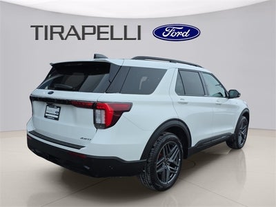 2025 Ford Explorer ST-Line