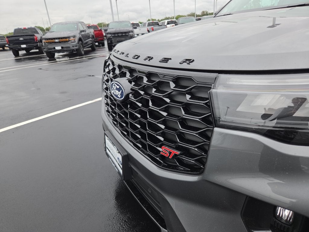 2027 Ford Explorer ST