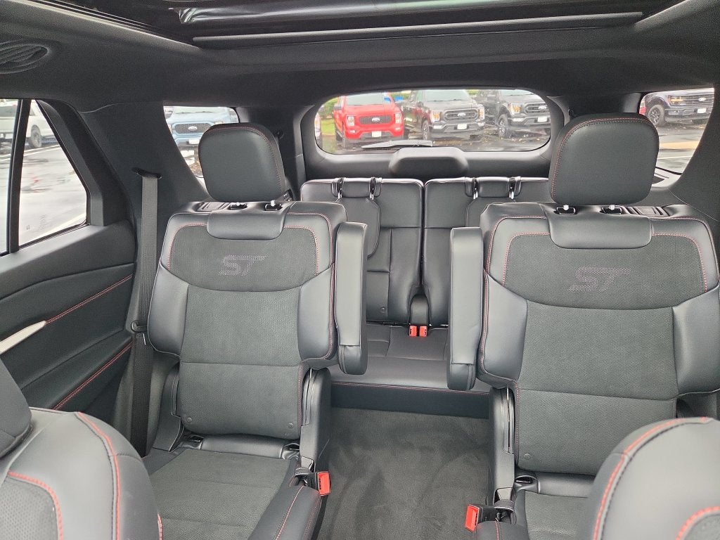 2027 Ford Explorer ST