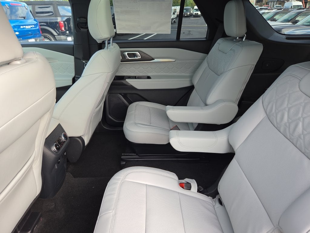 2027 Ford Explorer Platinum