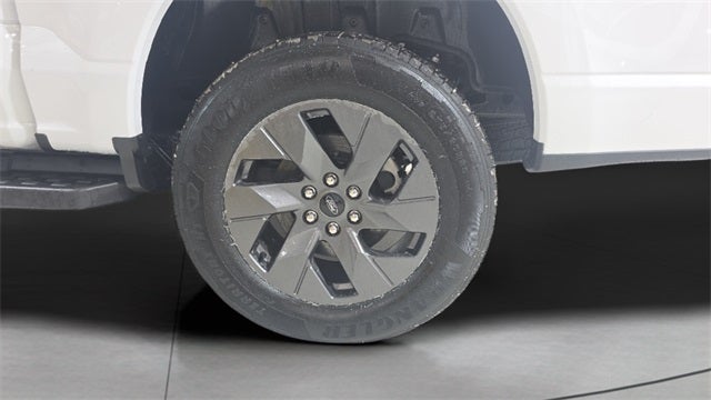 2024 Ford F-150 Lightning Flash