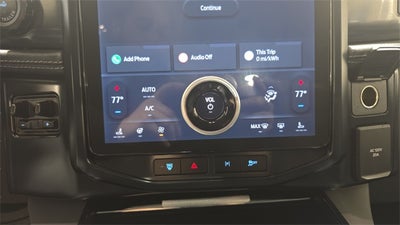 2024 Ford F-150 Lightning Flash