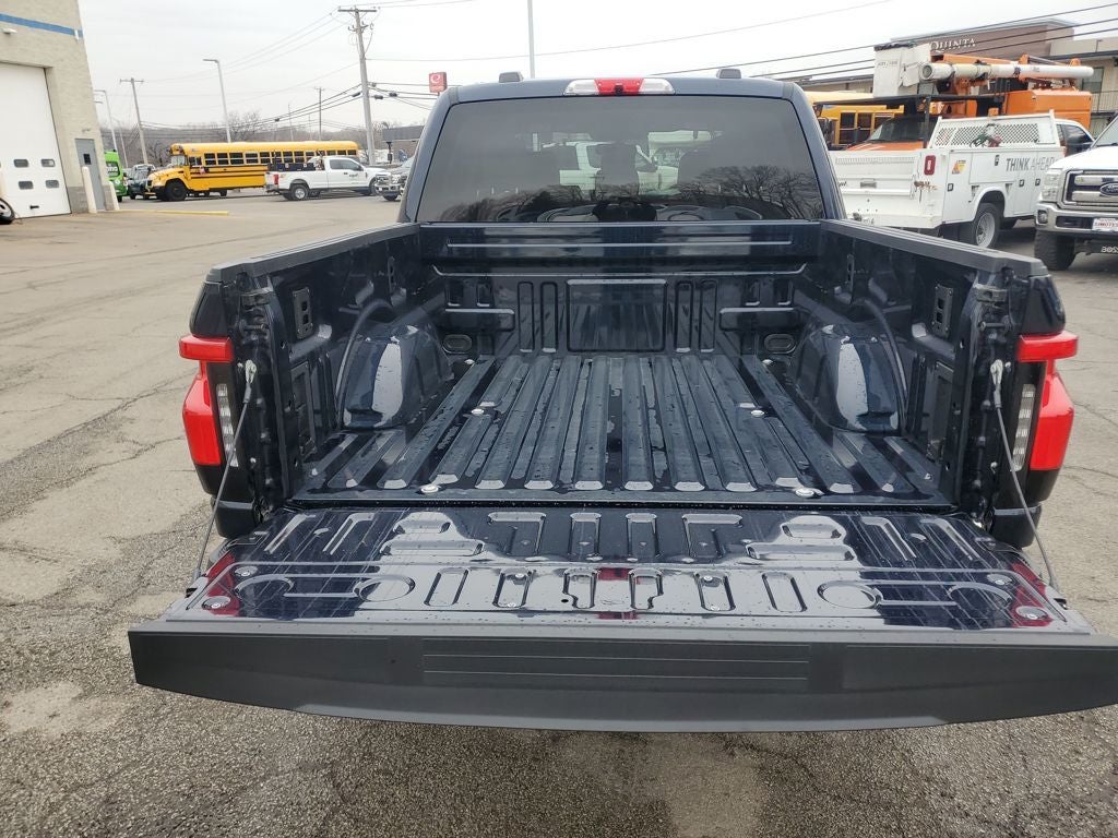 2025 Ford F-150 Lightning Flash