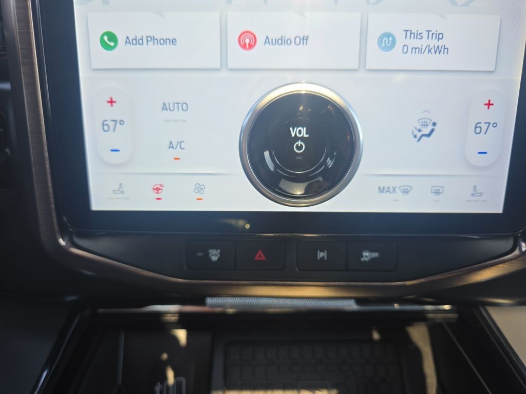 2025 Ford F-150 Lightning Lariat