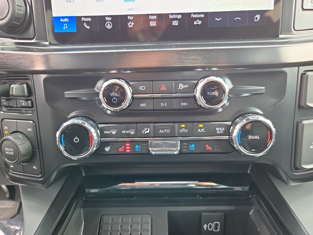 2027 Ford F-250SD Lariat
