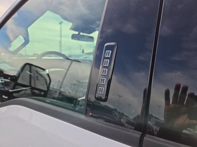 2027 Ford F-250SD Lariat