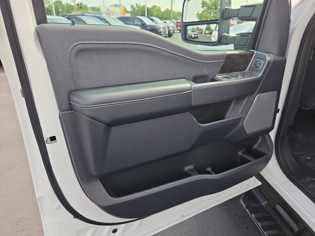 2027 Ford F-250SD Lariat
