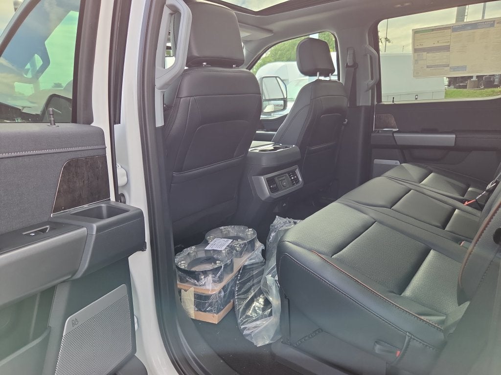 2027 Ford F-250SD Lariat