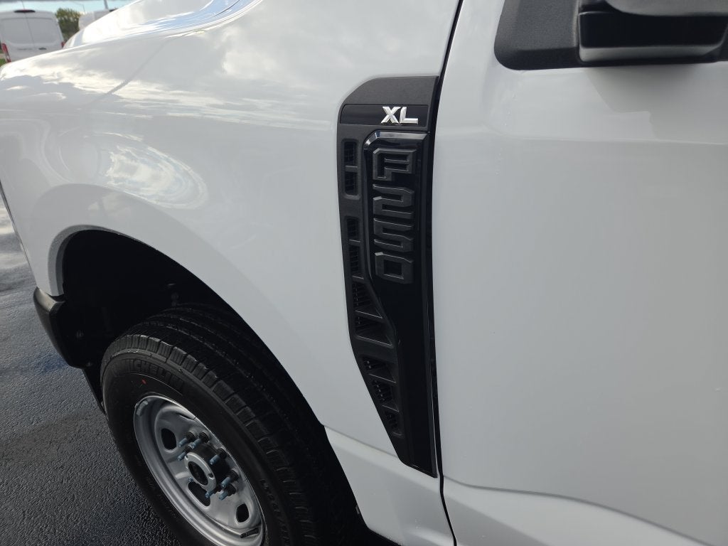 2027 Ford F-250SD Base
