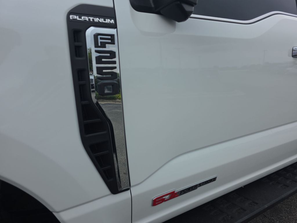 2024 Ford F-250SD Platinum