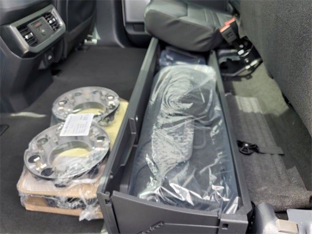 2025 Ford F-250SD Platinum