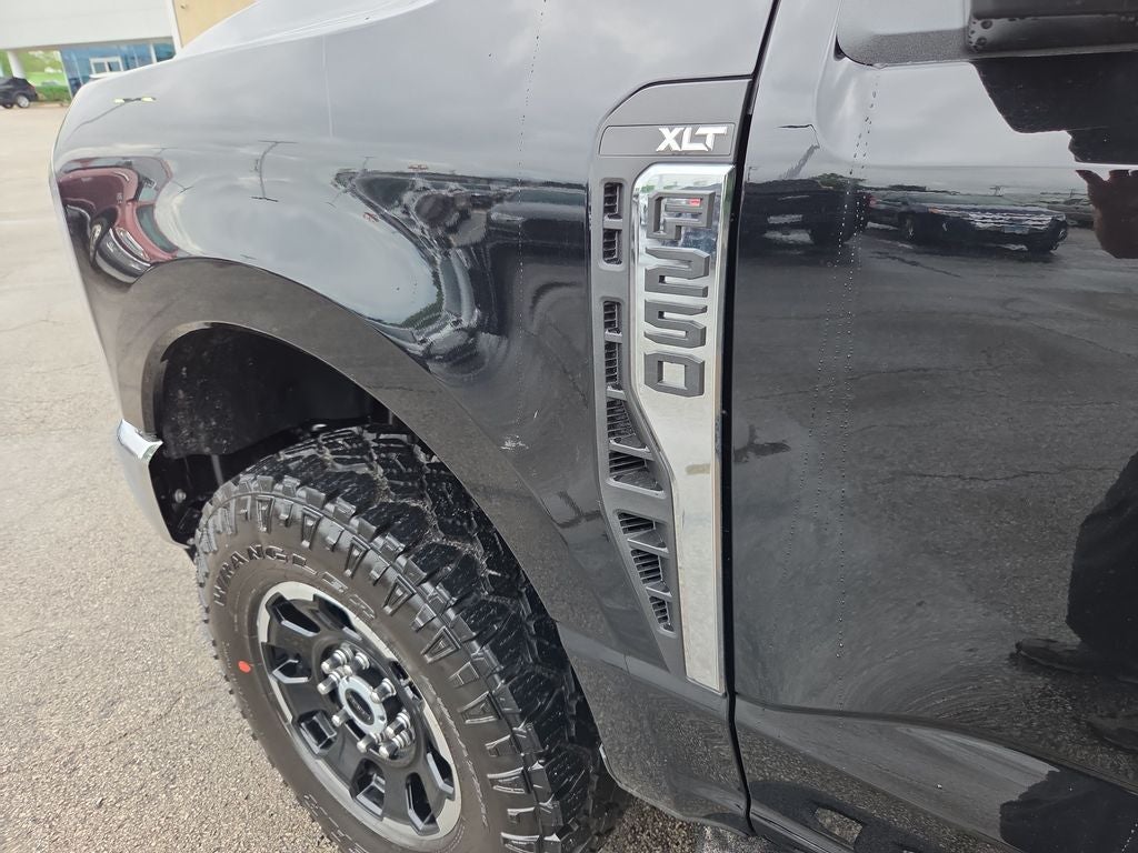 2026 Ford F-250SD XLT