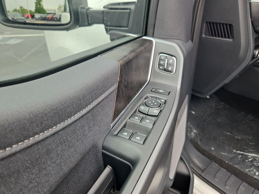 2027 Ford F-250SD Lariat
