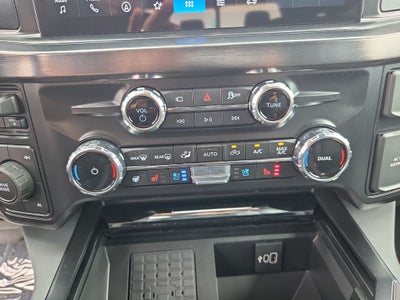 2027 Ford F-250SD Lariat