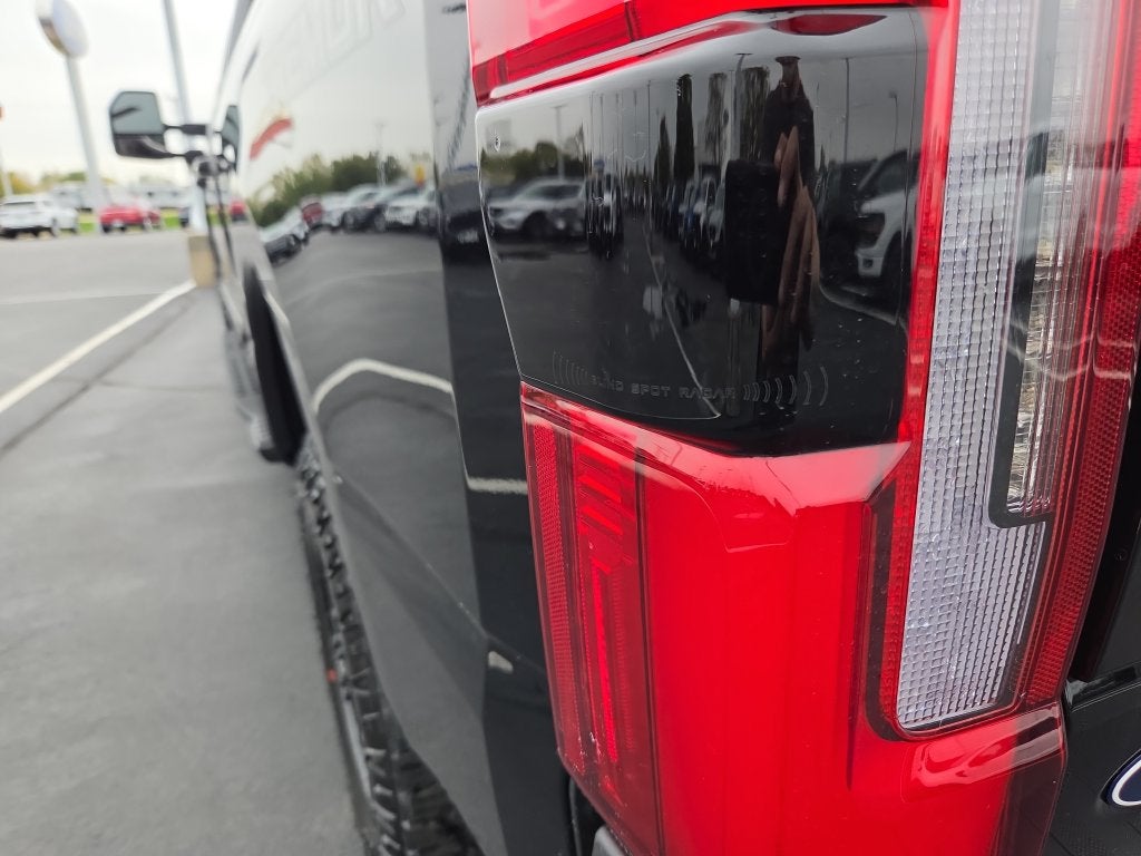 2027 Ford F-250SD Platinum