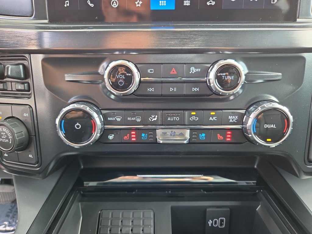 2027 Ford F-250SD Lariat