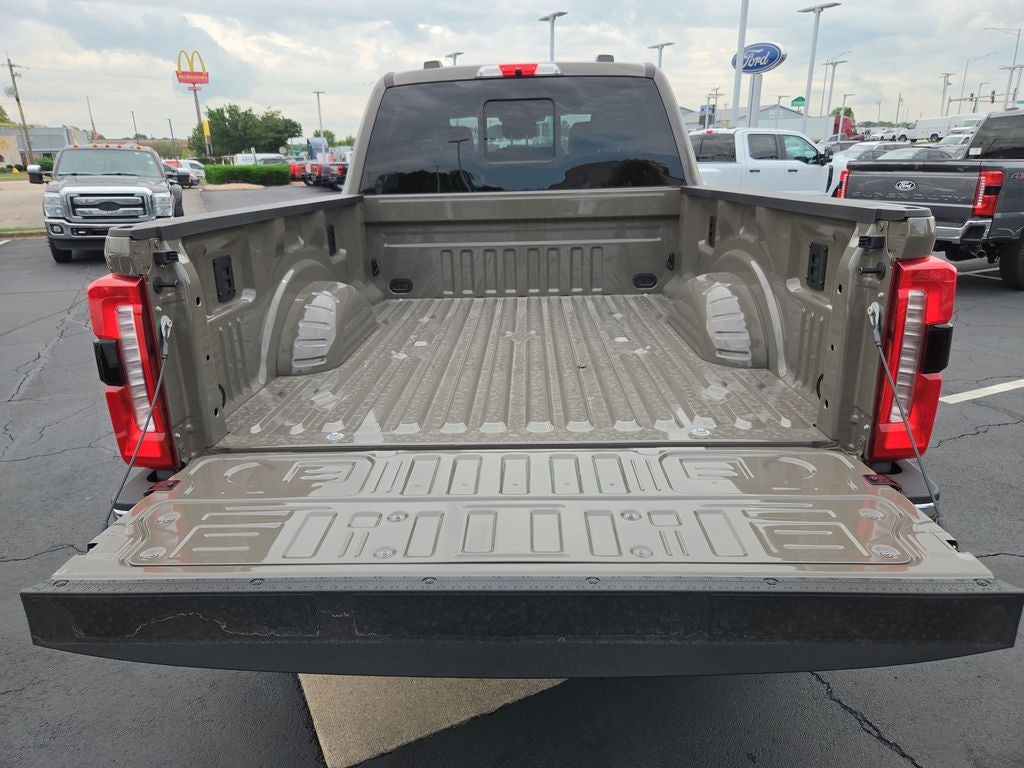 2027 Ford F-250SD XLT