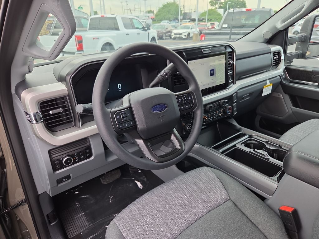 2027 Ford F-250SD XLT