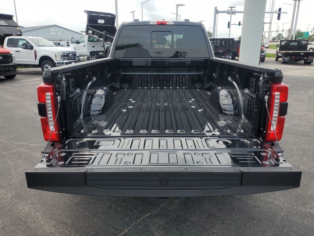 2026 Ford F-350SD Lariat DRW
