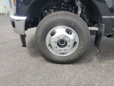 2026 Ford F-350SD Lariat DRW
