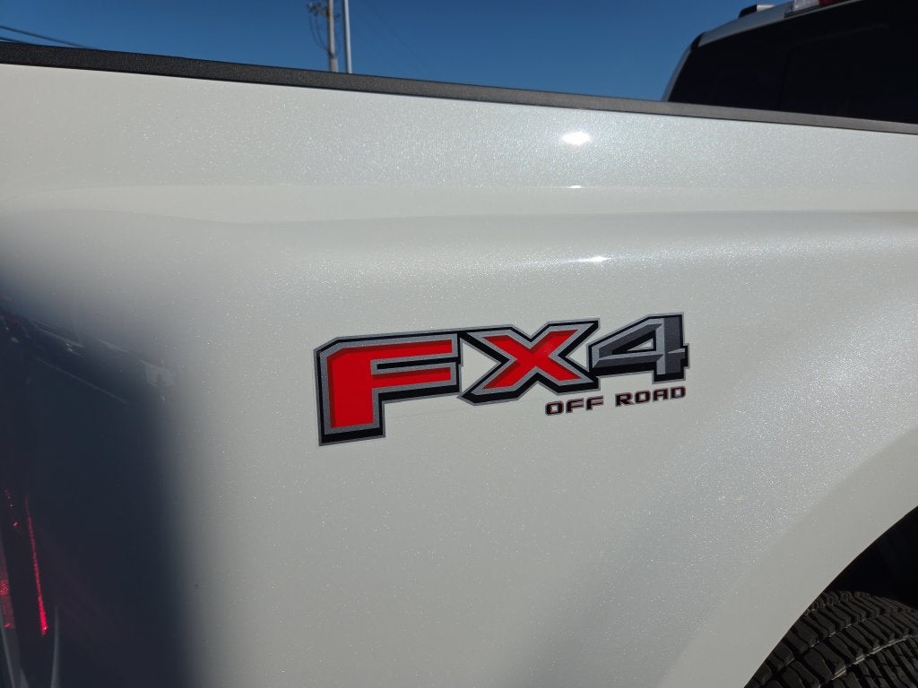 2027 Ford F-350SD Platinum DRW