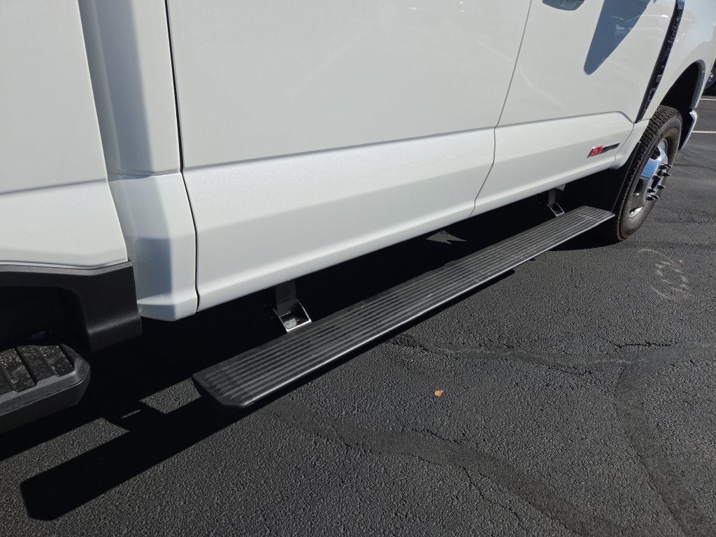2027 Ford F-350SD Platinum DRW