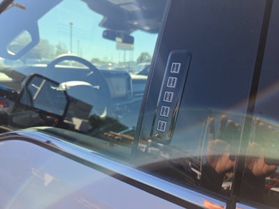 2027 Ford F-350SD Platinum DRW