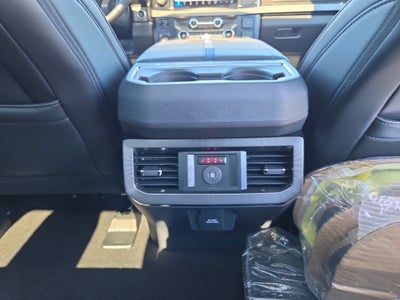 2027 Ford F-350SD Platinum DRW