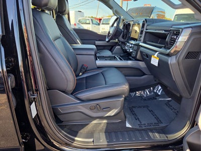 2027 Ford F-450SD Lariat DRW