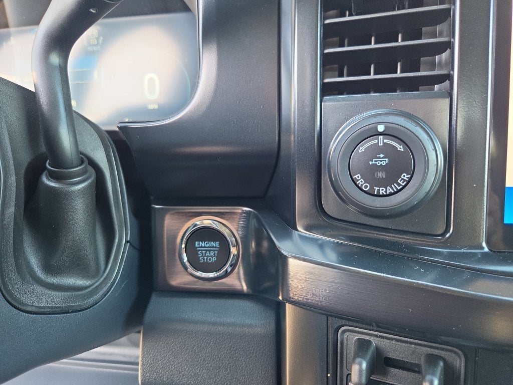 2027 Ford F-450SD Lariat DRW