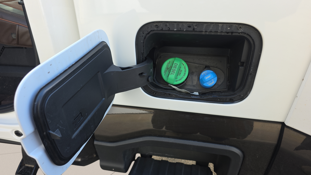 2025 Ford F-450SD King Ranch DRW