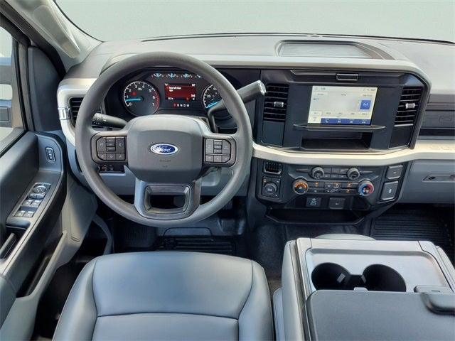 2025 Ford F-350SD XL