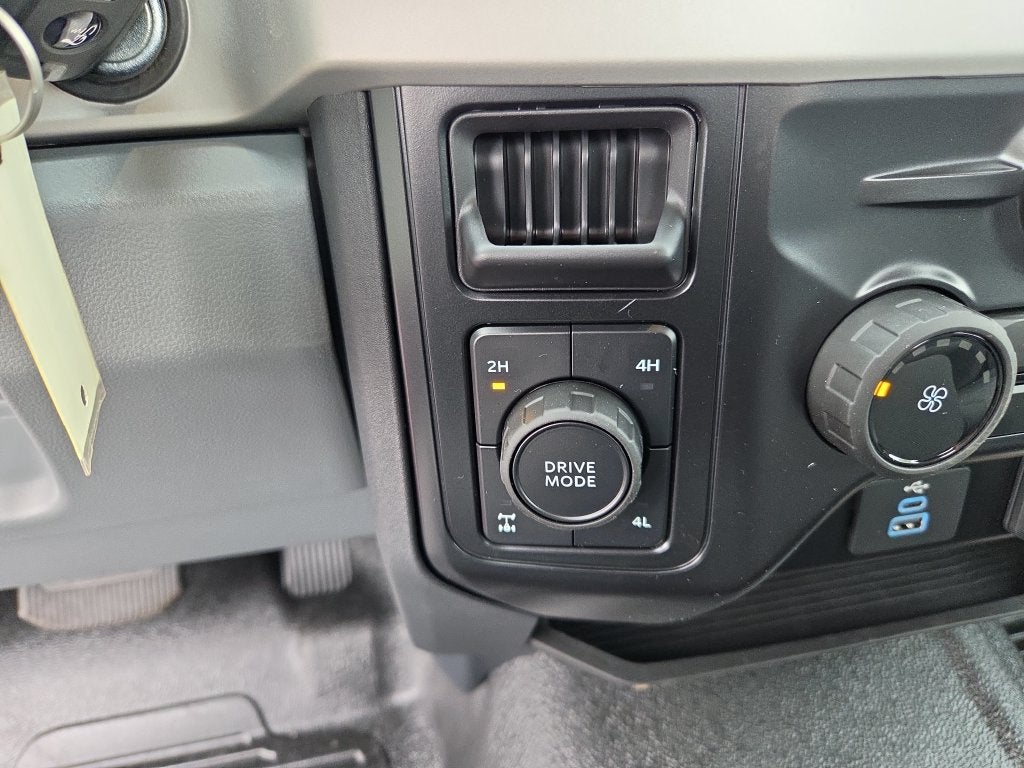2027 Ford F-250SD XL