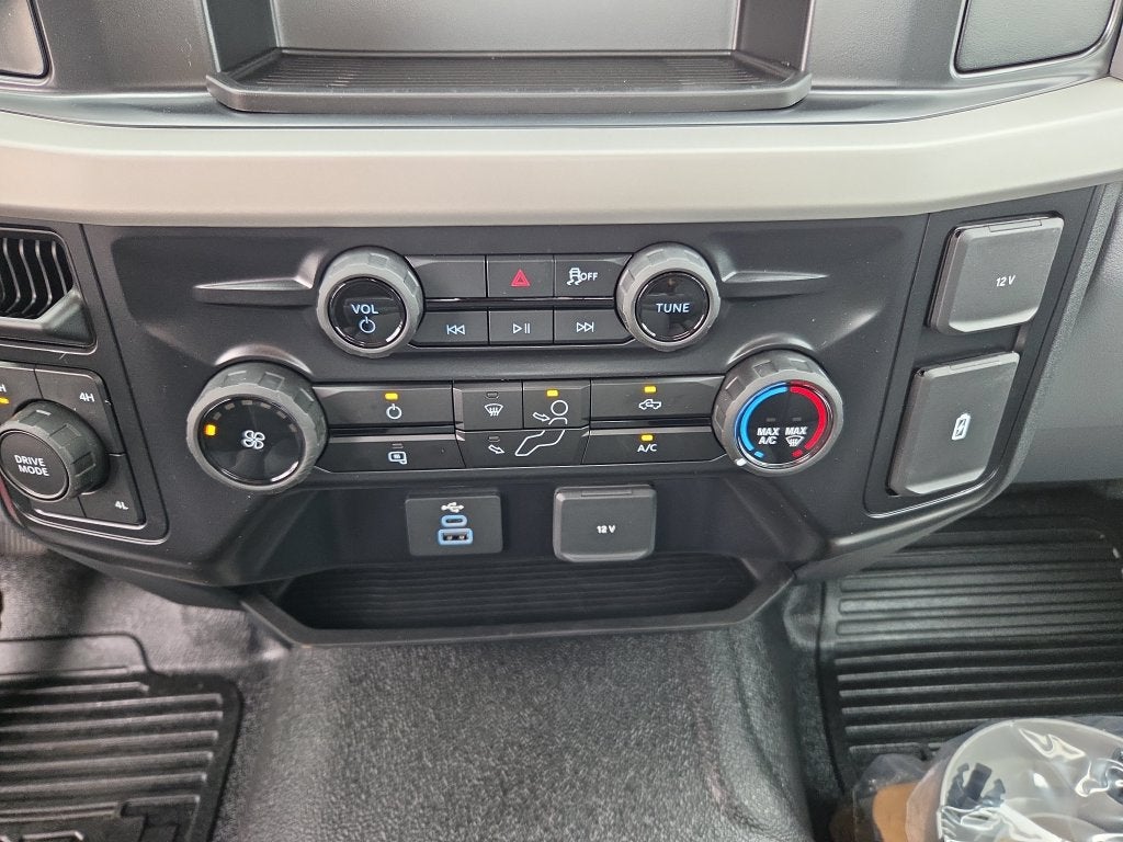 2027 Ford F-250SD XL