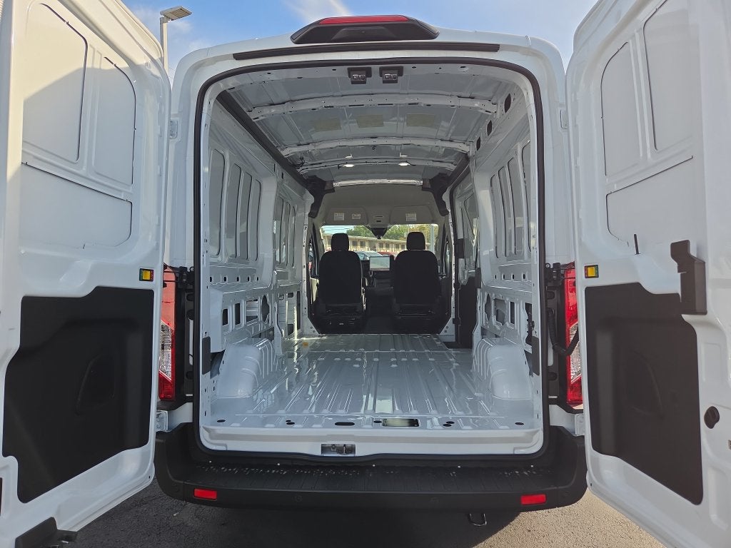 2027 Ford Transit-250 Base