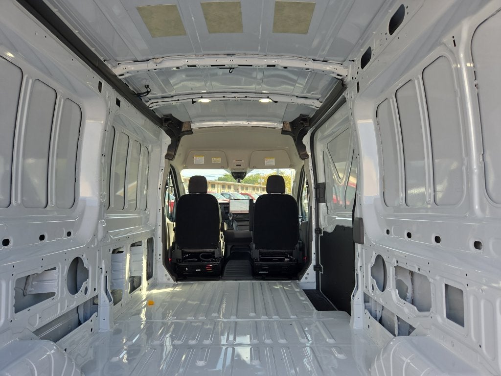 2027 Ford Transit-250 Base