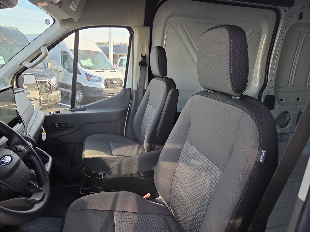 2027 Ford Transit-250 Base