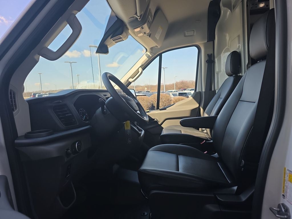 2025 Ford Transit-250 Base