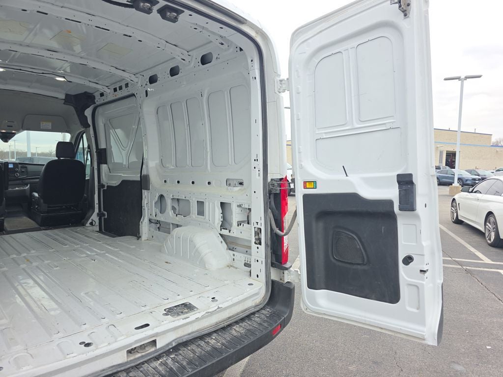 2023 Ford Transit-250 Base