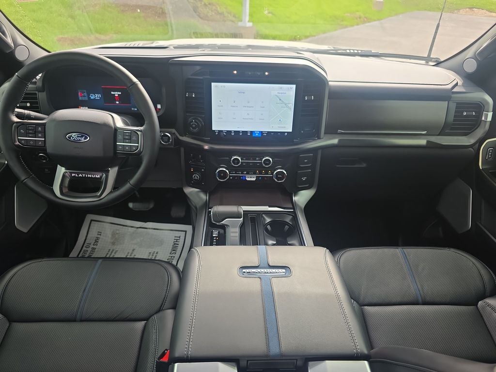 2025 Ford F-150 Platinum