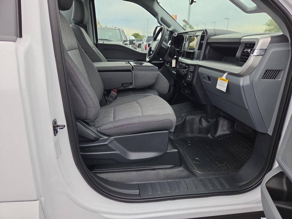 2027 Ford F-350SD XL